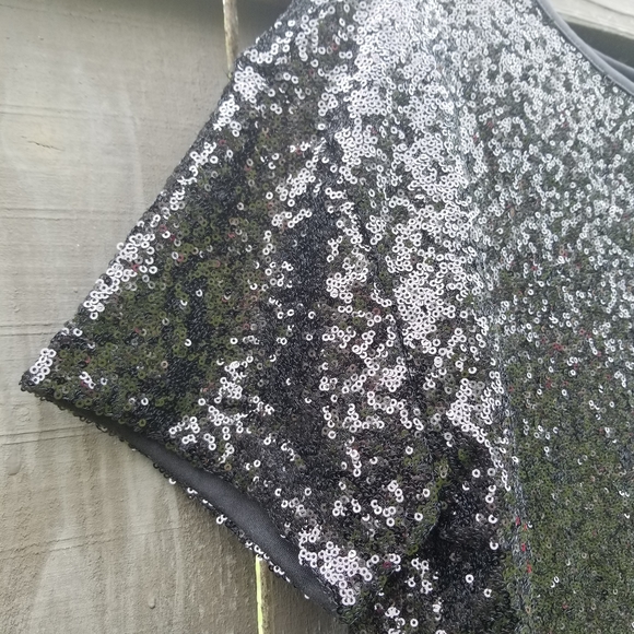 Victoria Sport Sequin Cropped Blouse/Top Size - Picture 9 of 11